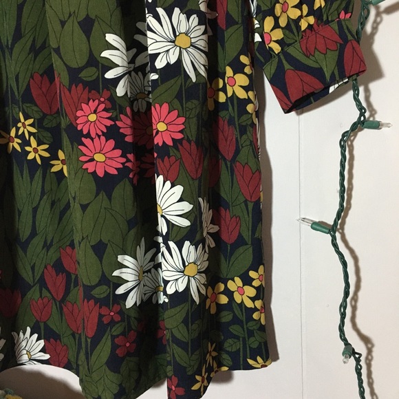 Traffic People Mod Inspired Floral Light Dress - Picture 4 of 5